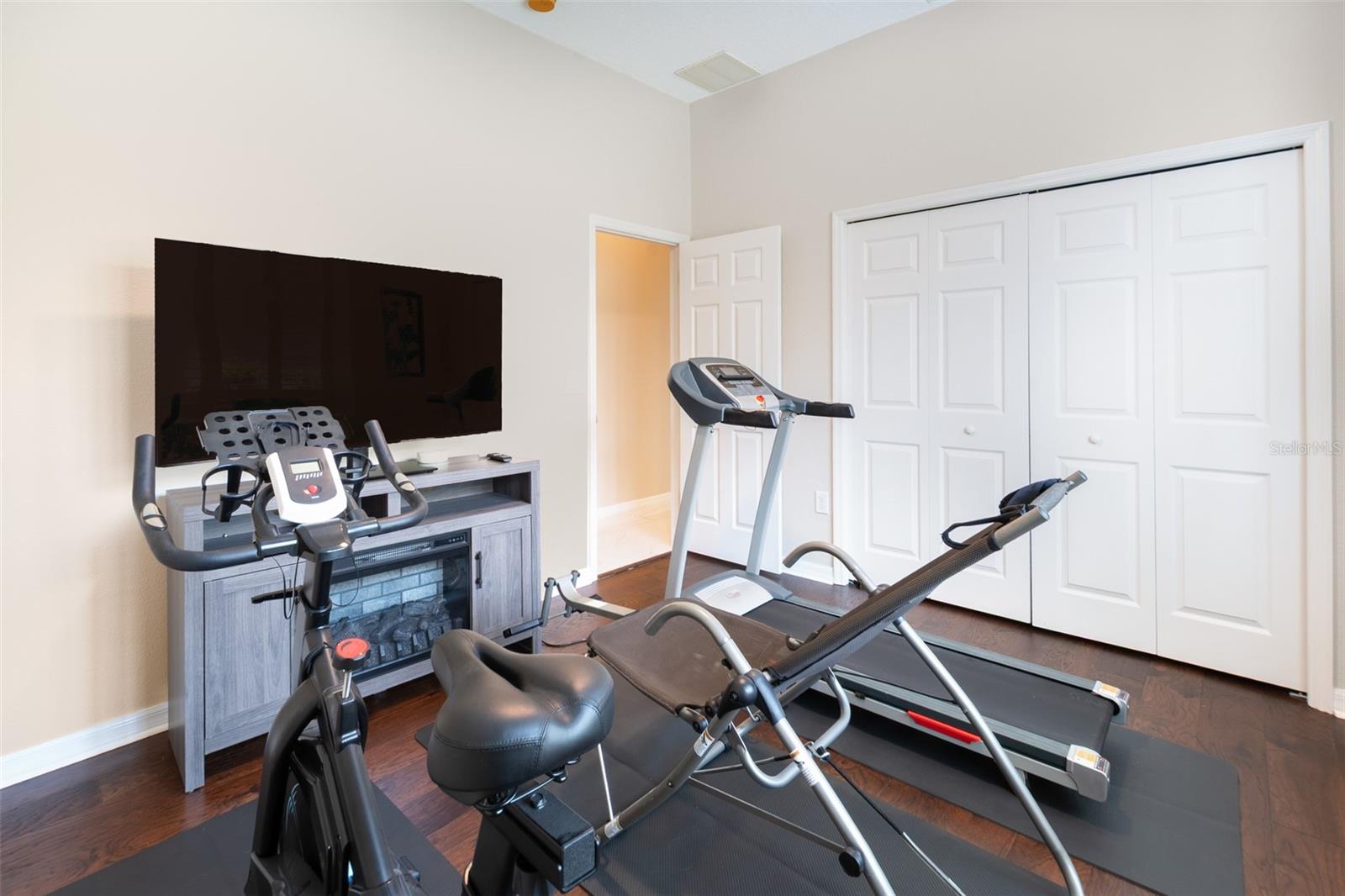 4TH BEDROOM