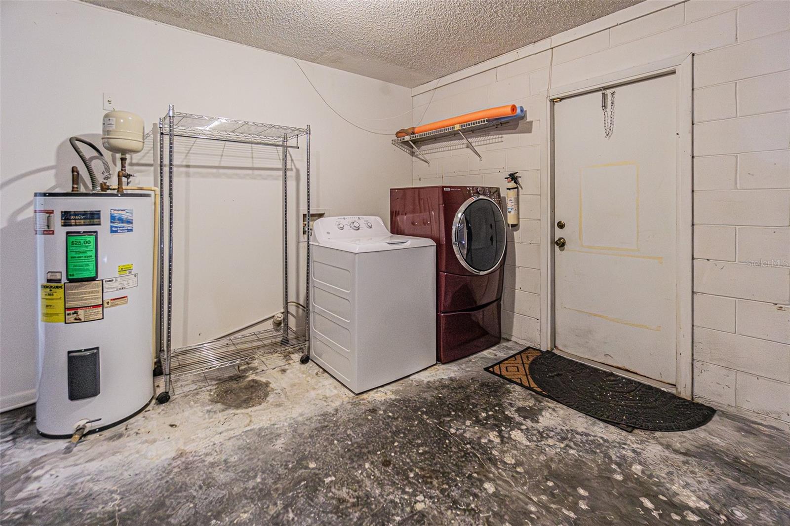 Garage laundry