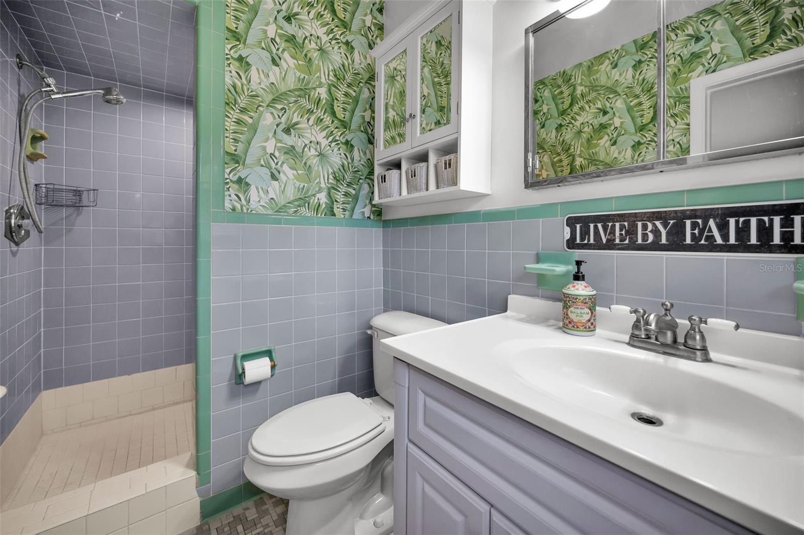 en suite Bathroom