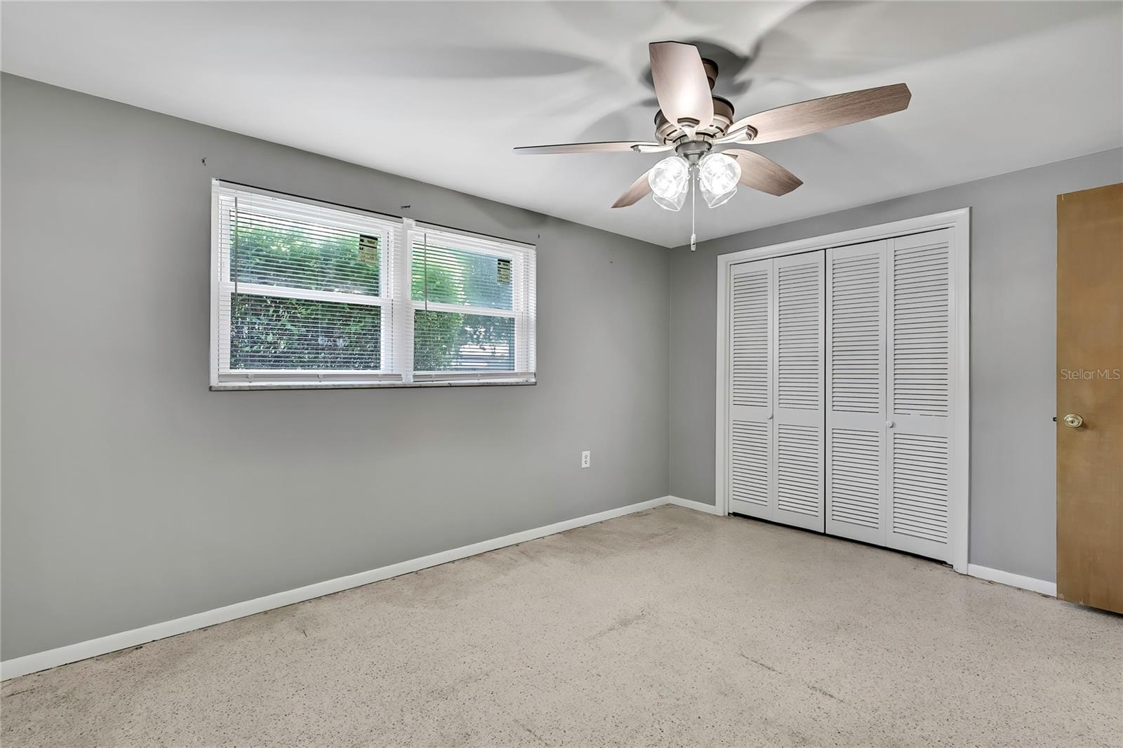 entrance to 2nd bedroom