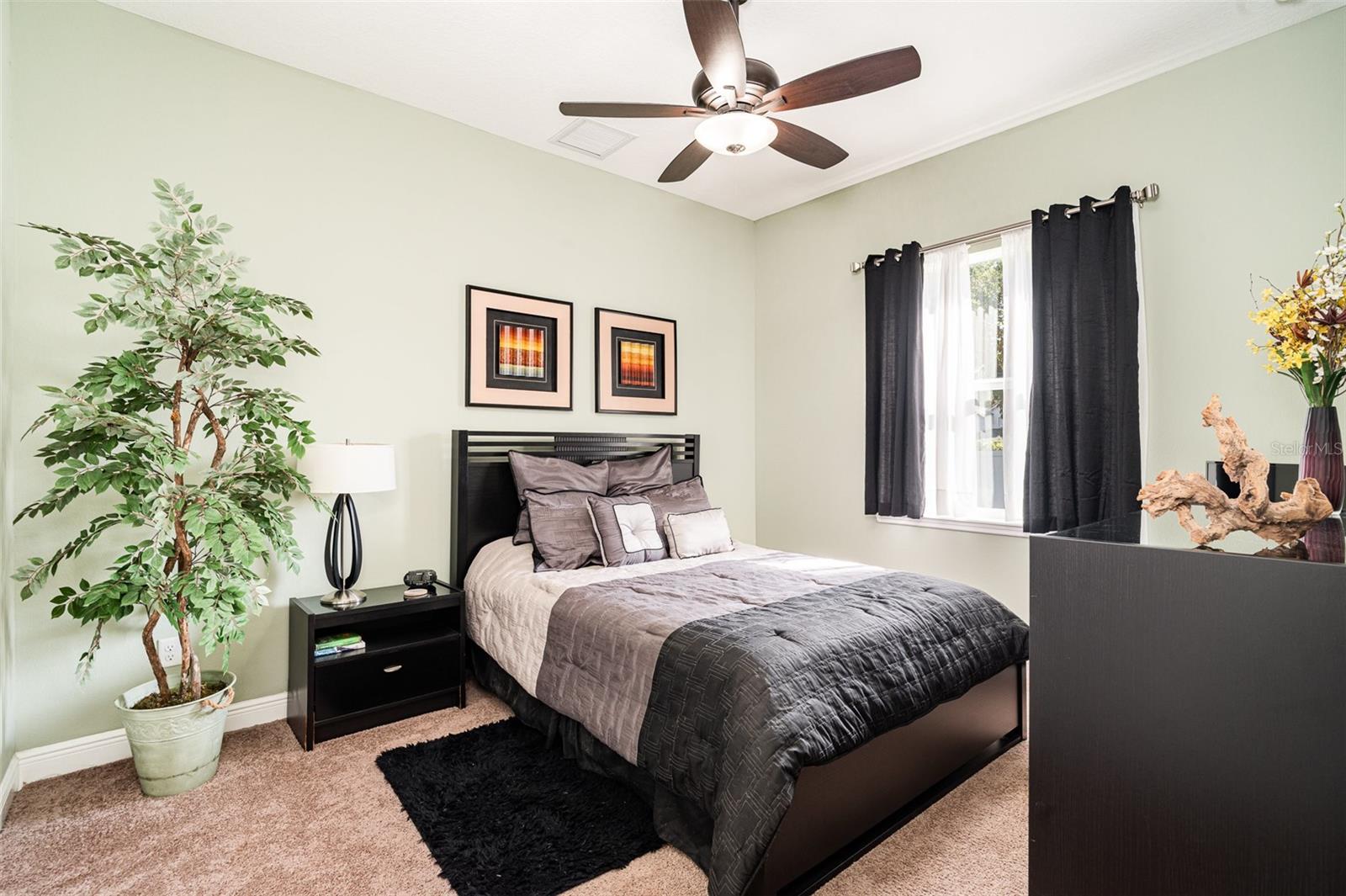 Secondary bedroom