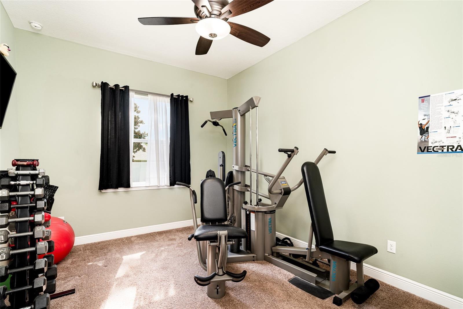 Secondary bedroom