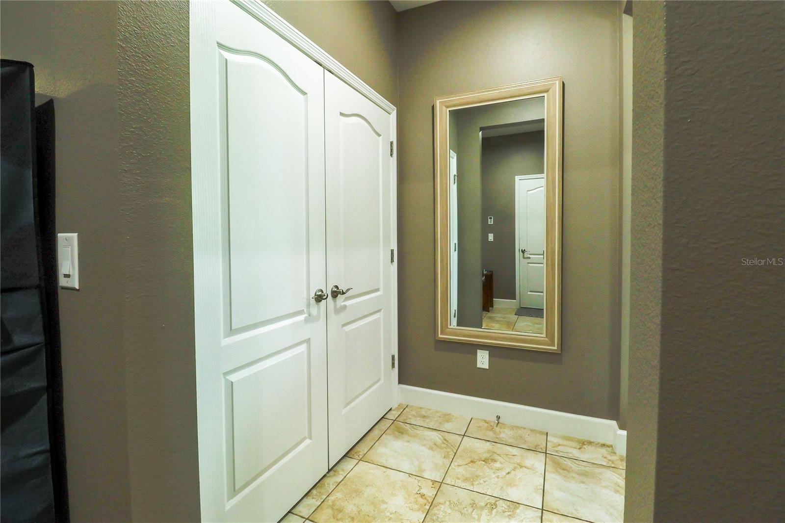 entry to owner's suite