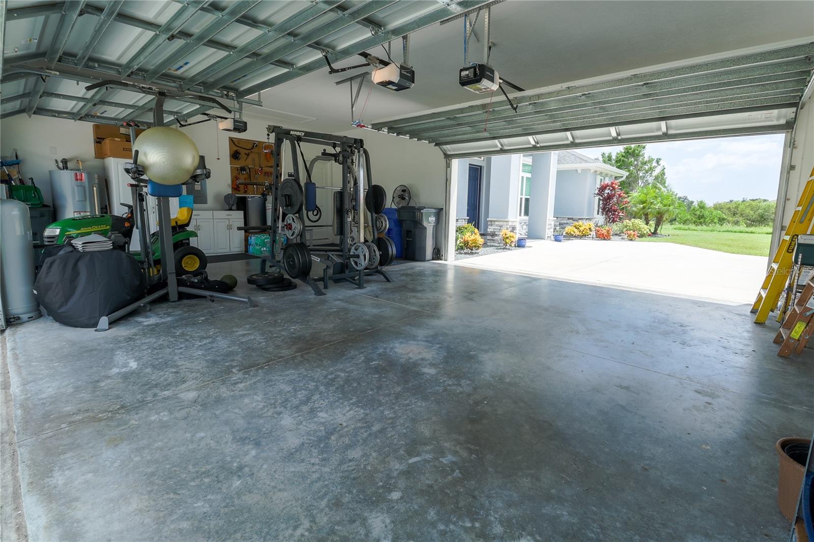 garage