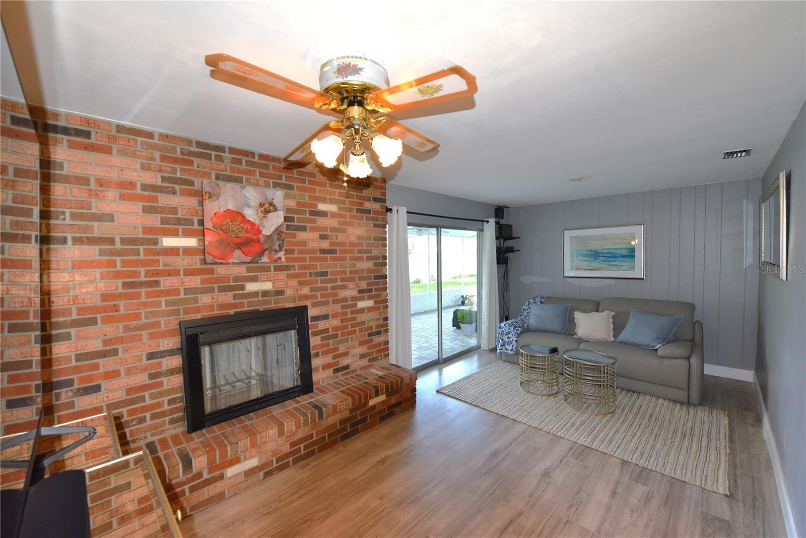 Bonus room
