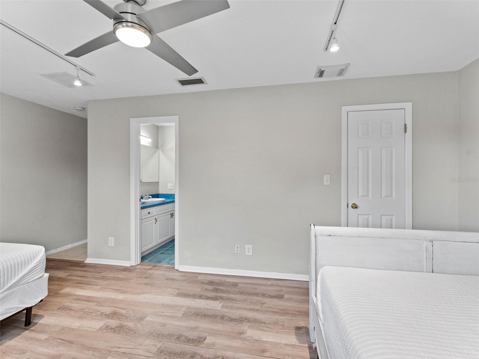 Secondary Suite