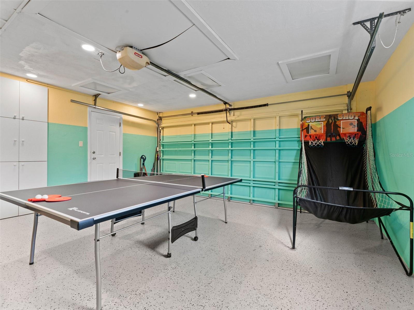 Garage / Game Room