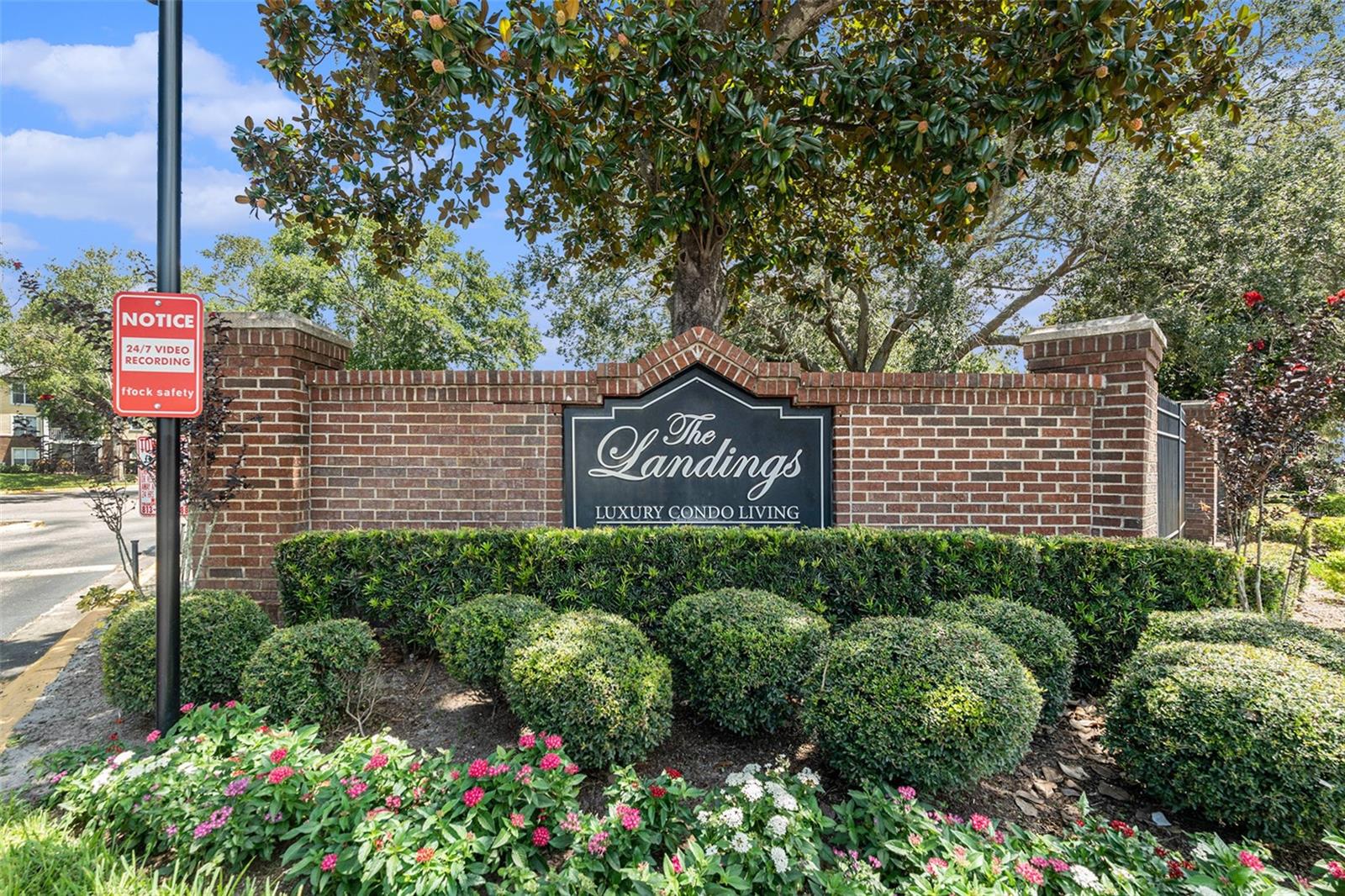 The Popular Landings