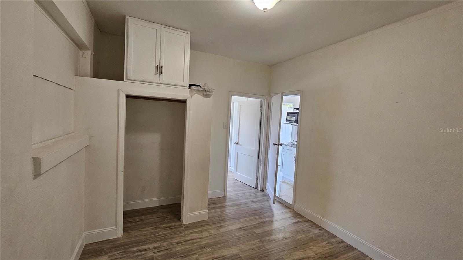 Apt. Bedroom