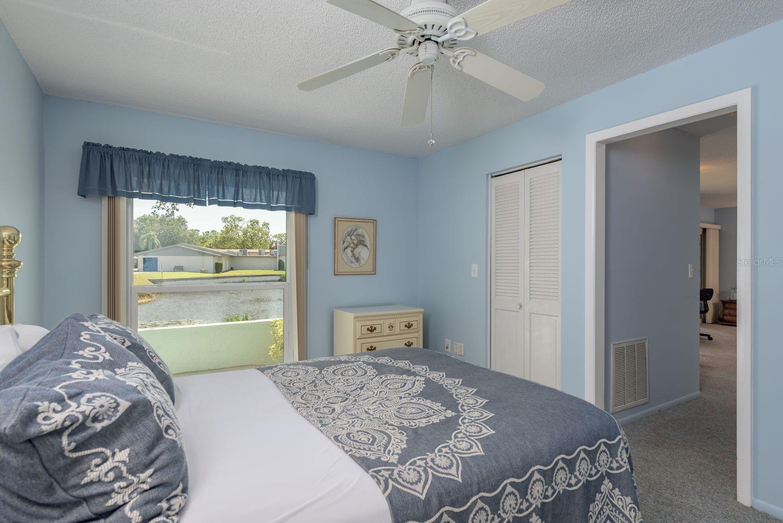Bedroom has 2 walk-in closets