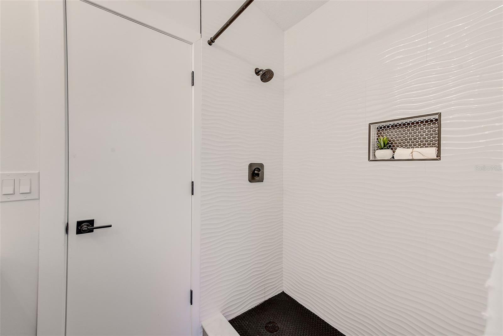 2nd Bathroom