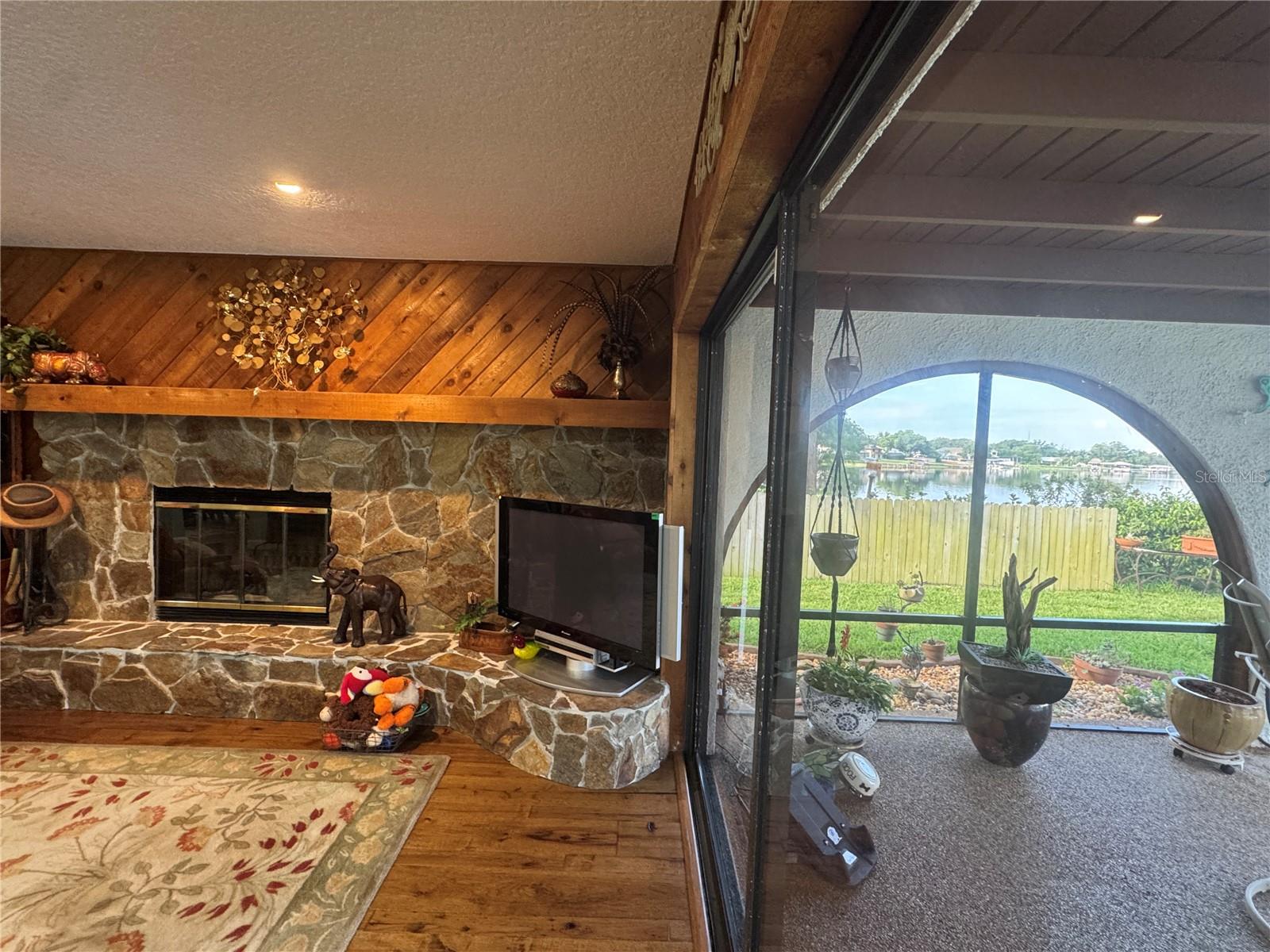 Family room & covered lanai