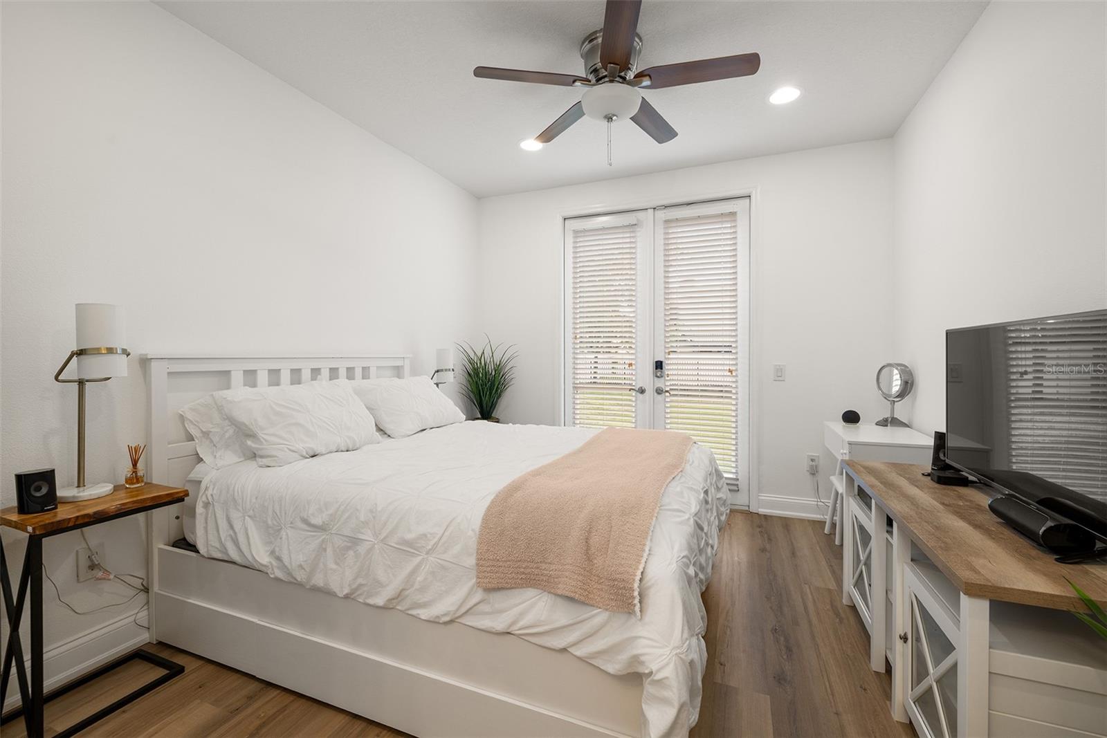 1st floor guest bedroom