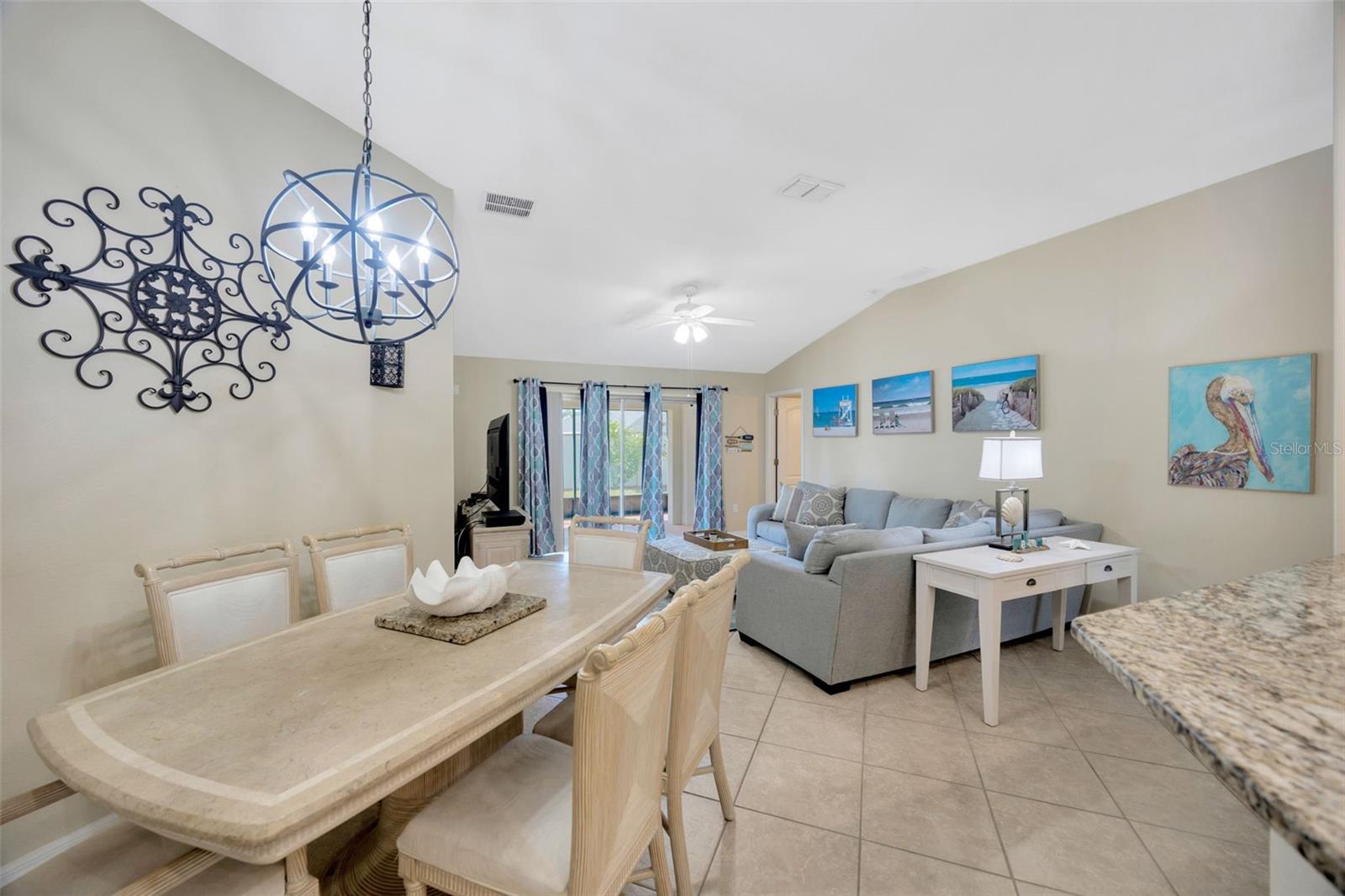 Dining / Living rooms