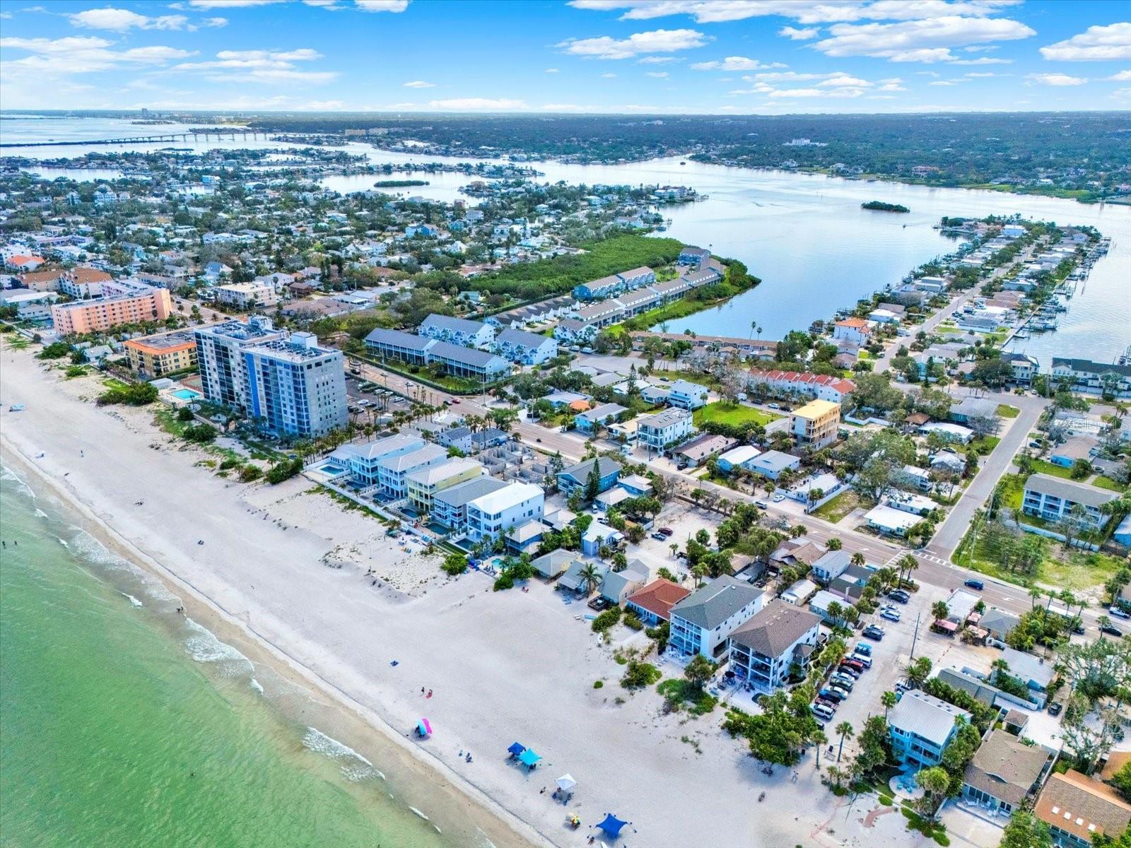 HEATHER SANDS IN THE BACKGROUND SHOWING PROXIMITY TO THE GULF AND INTERCOASTAL