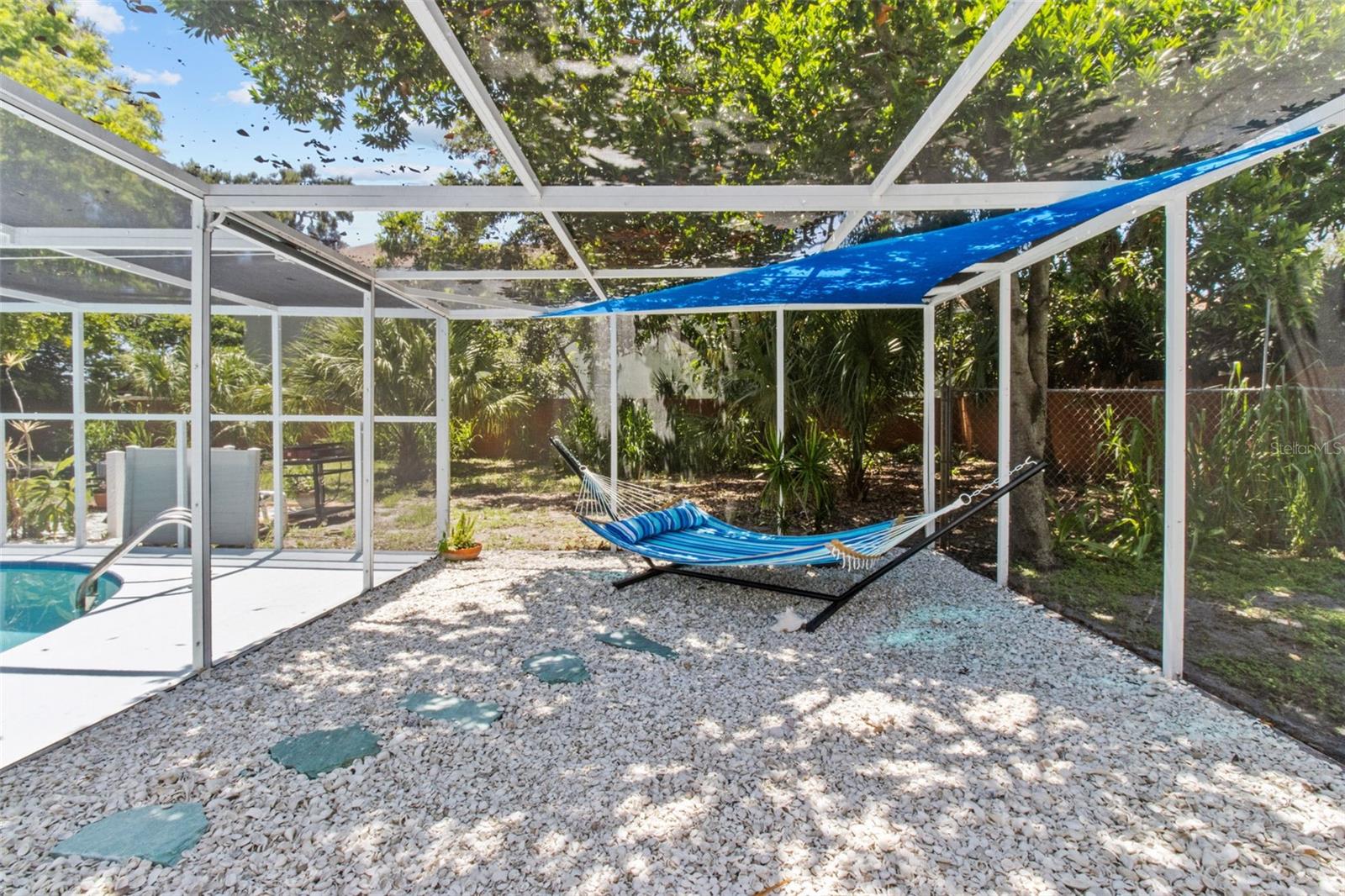 Bonus screen room for relaxing.