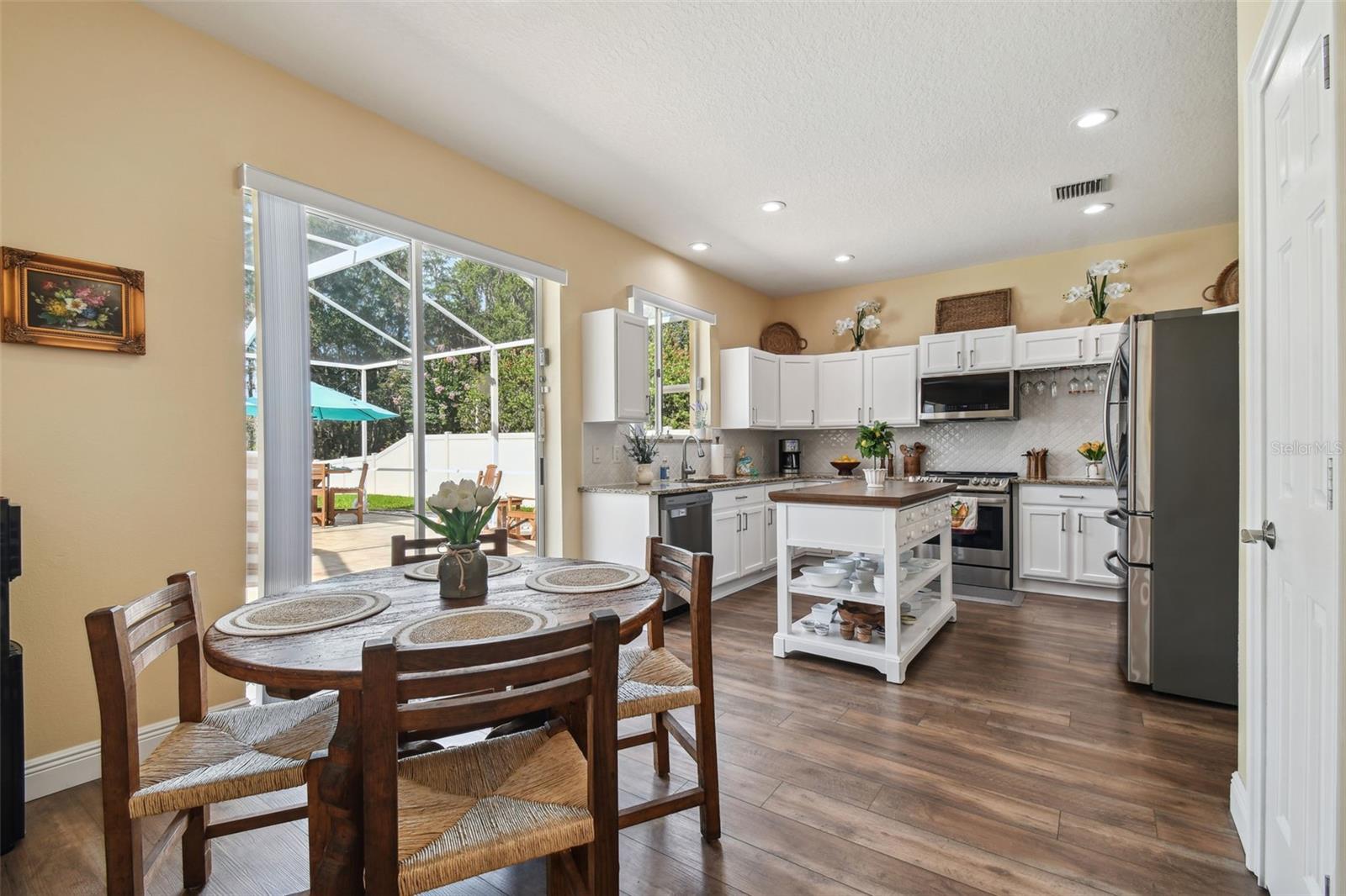 Kitchen Breakfast area