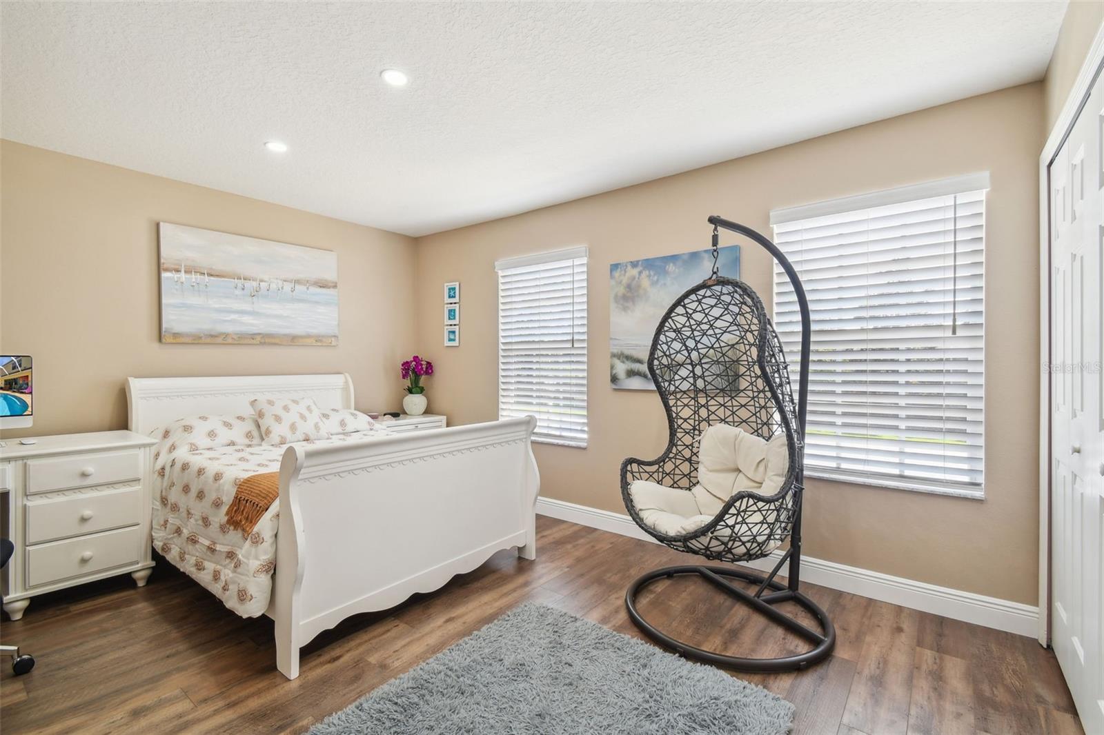 2nd Bedroom