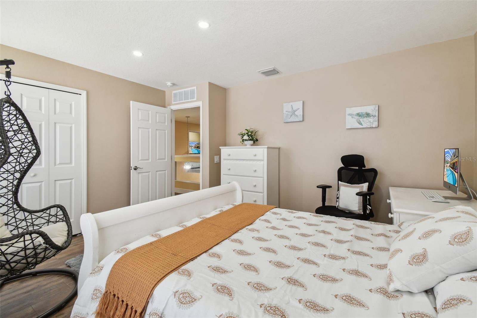 2nd Bedroom
