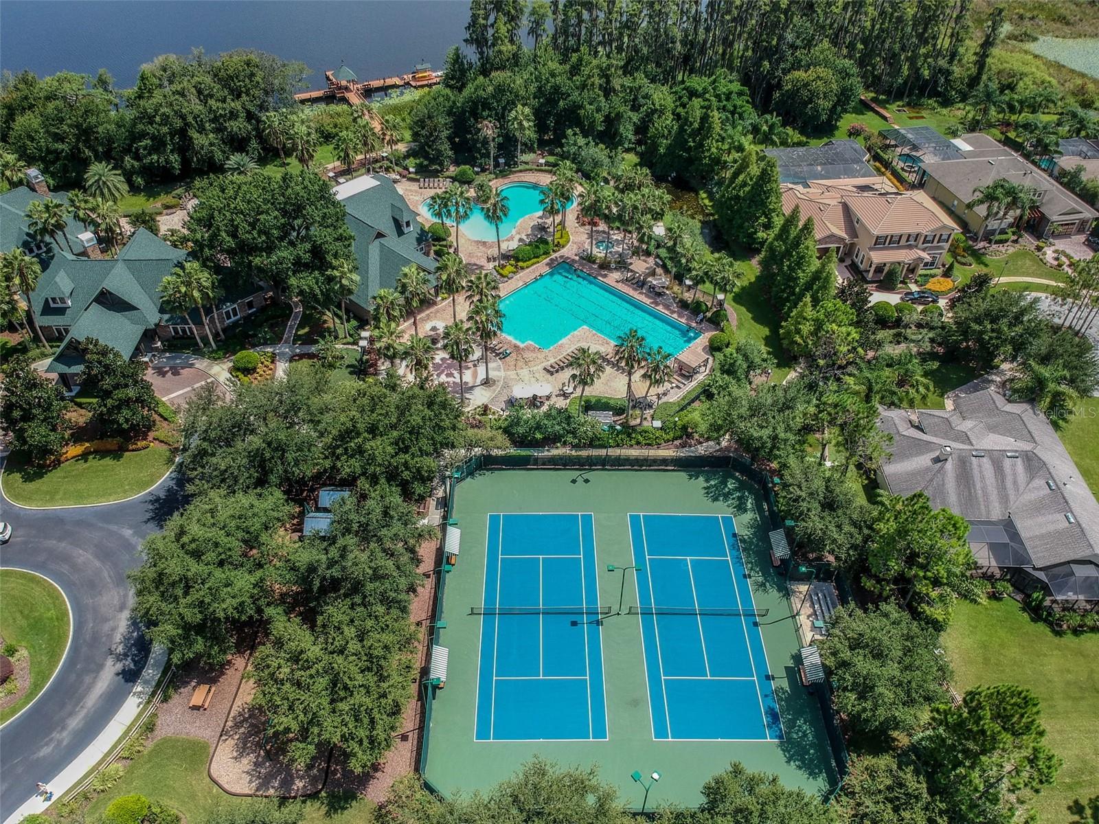 Clubhouse Tennis Courts