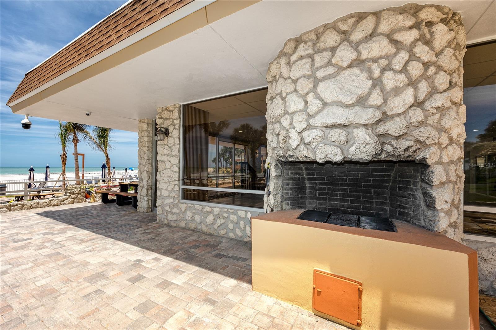Grill at 17940 Gulf Blvd, #17C, Redington Shores, FL 33708