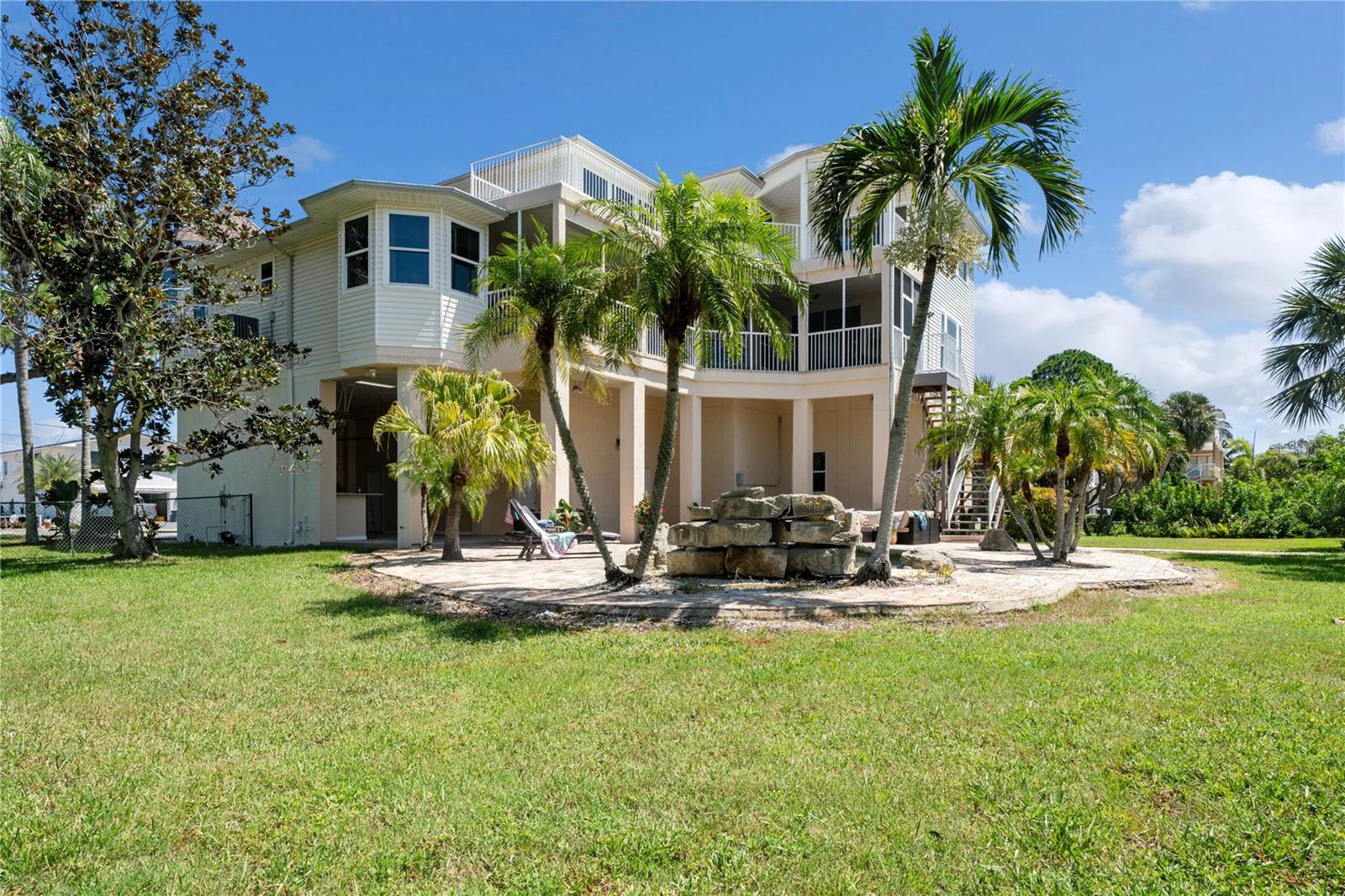rear double lot gives you so much privacy