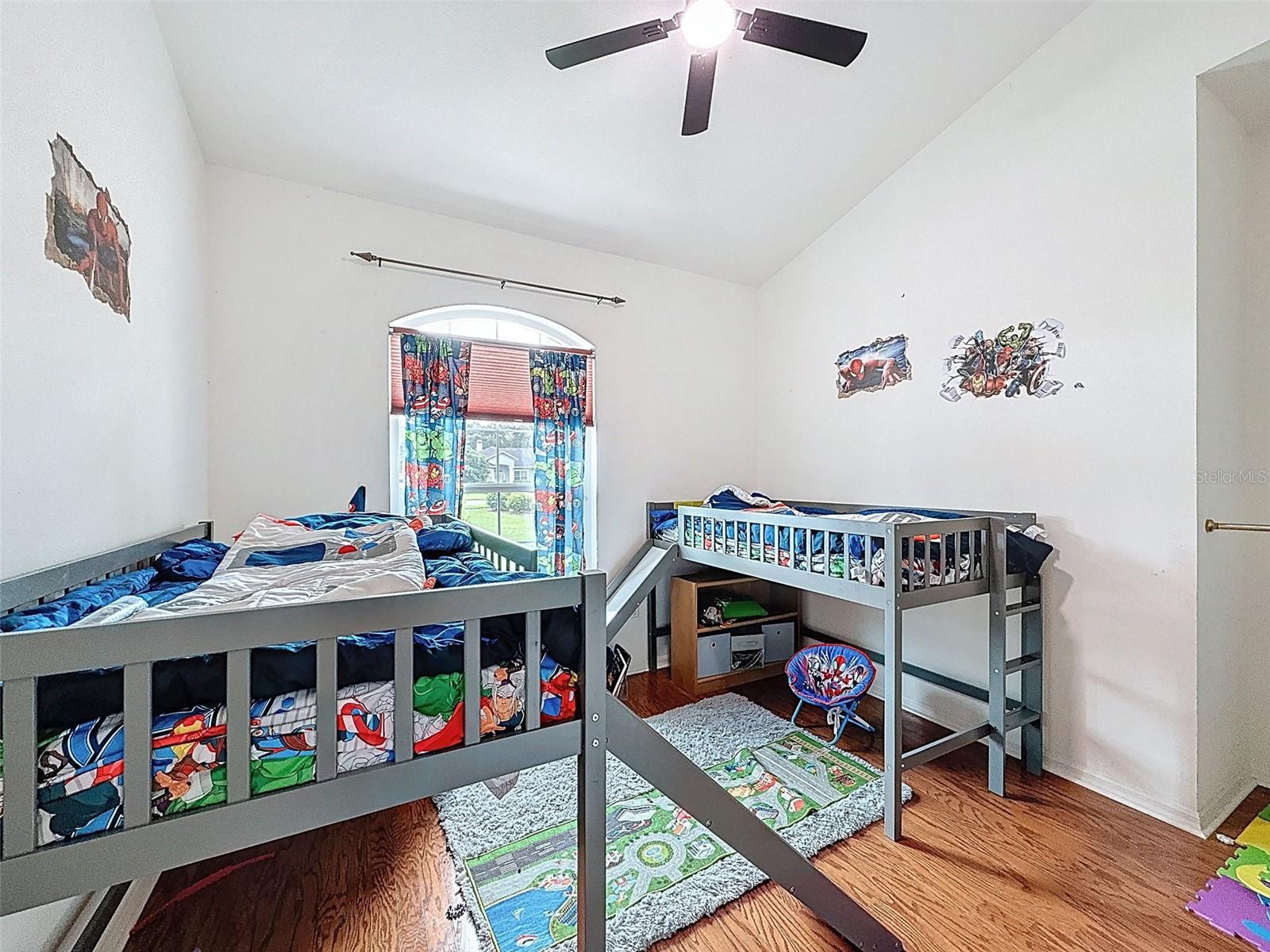 OFFICE/BEDROOM