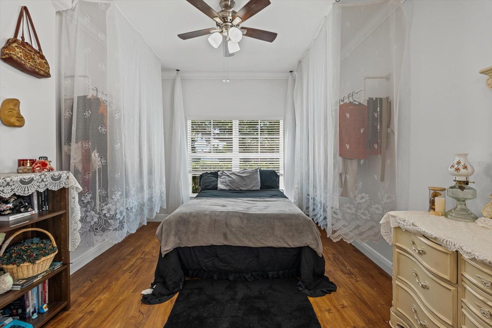 Currently used as 5th Bedroom