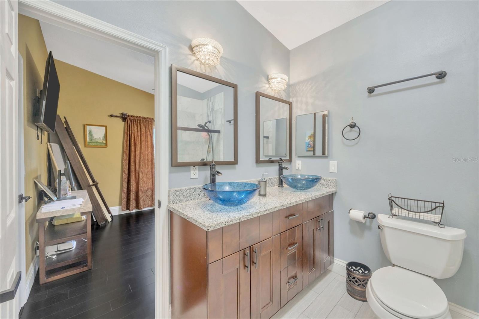 Bathroom 2