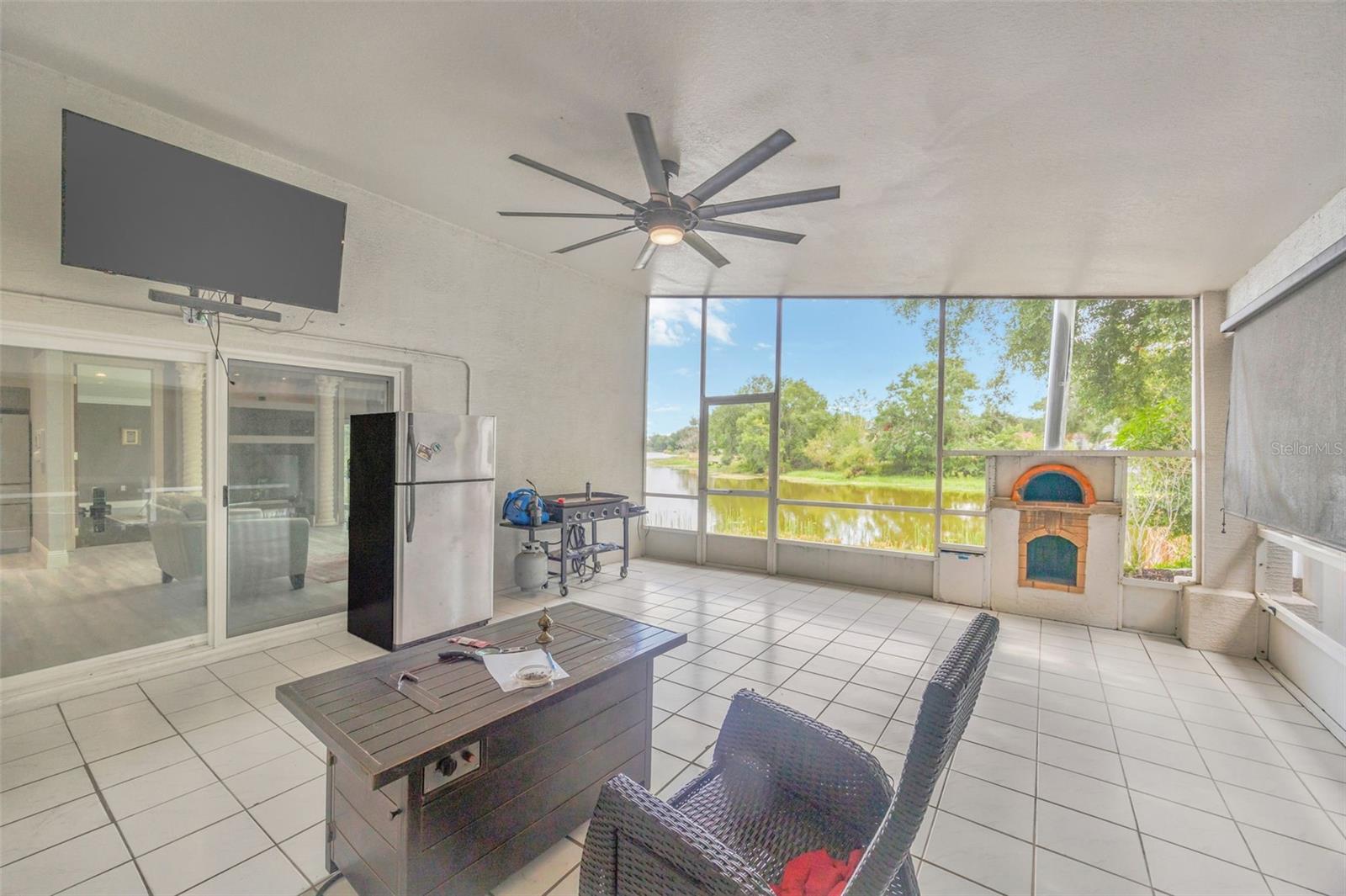 Florida sunroom