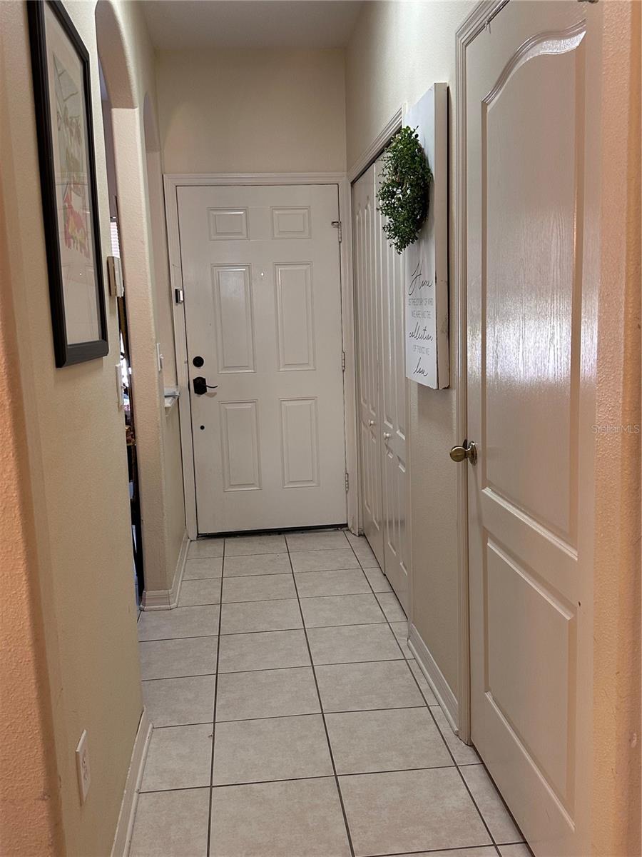 Entrance down satairs