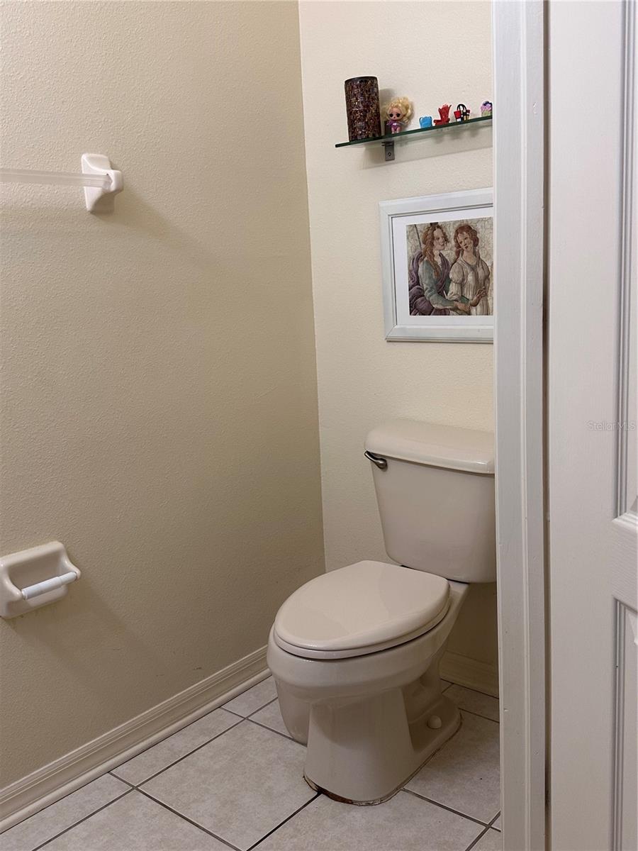 1/2 bath downstairs