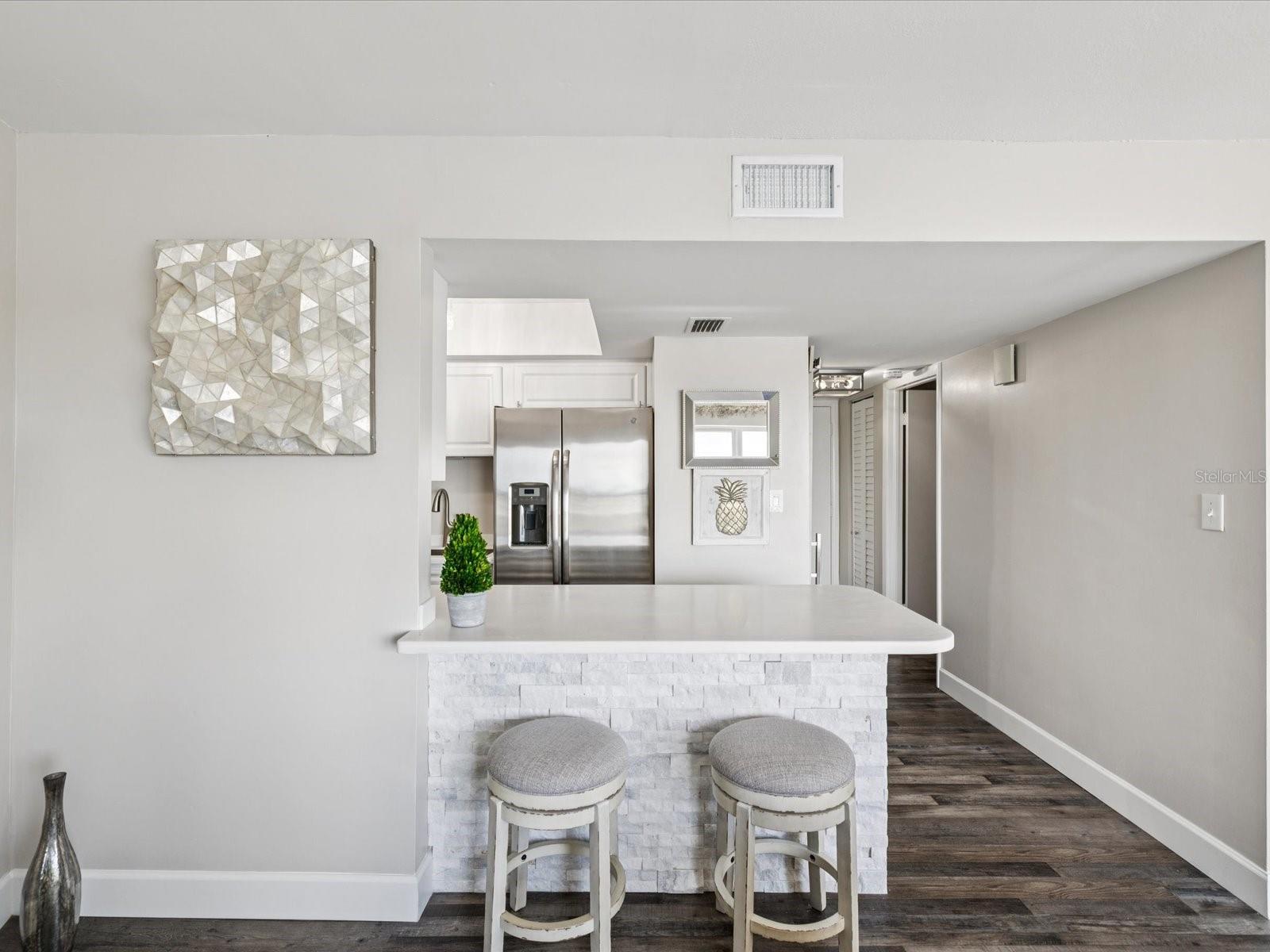 Breakfast bar