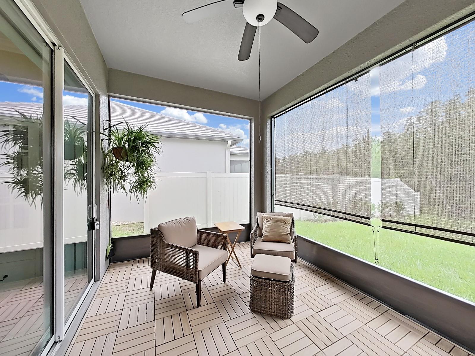 Covered screened patio.