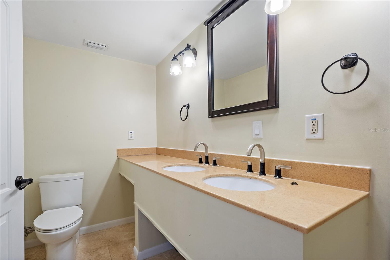 Primary Bathroom - Dual Sinks and Makeup Vanity