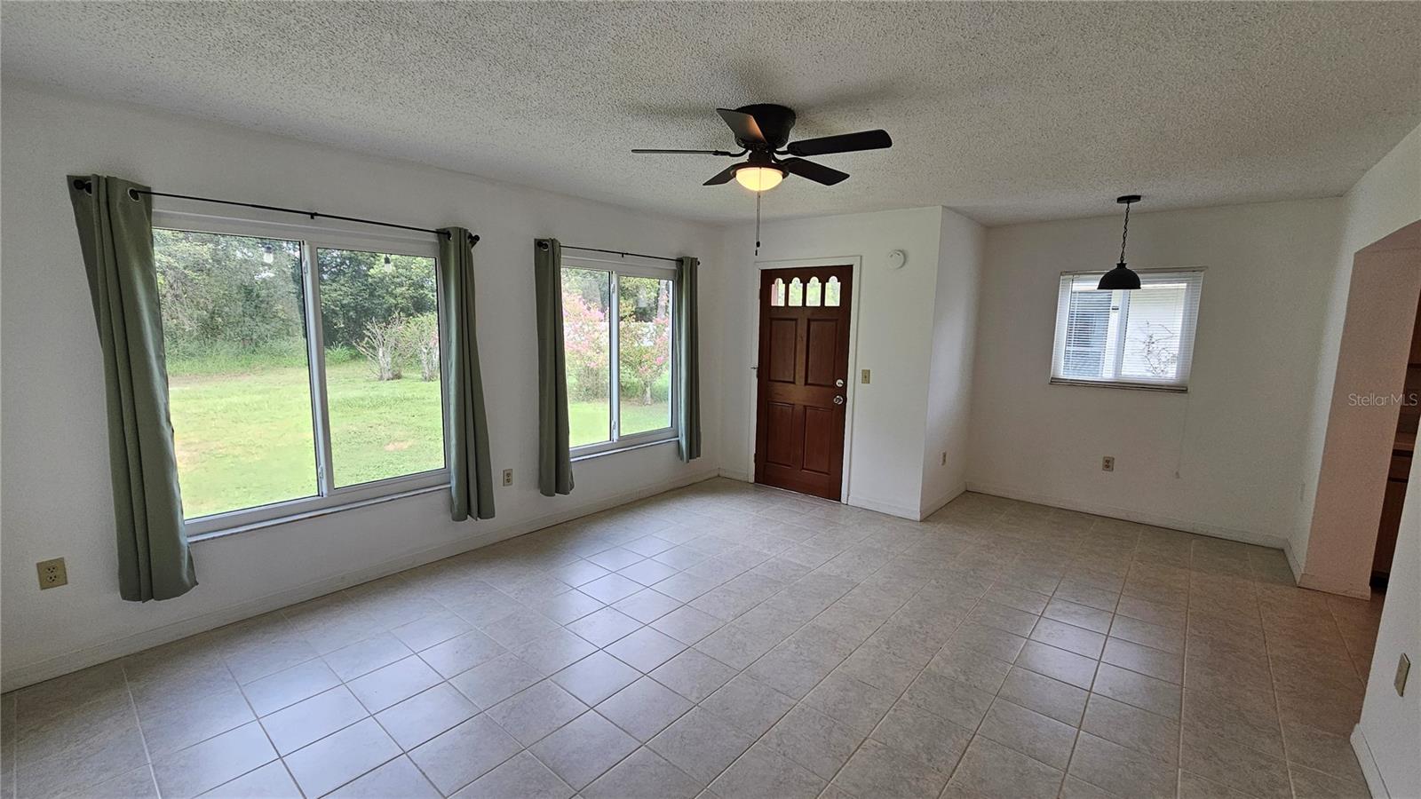 Florida room/den