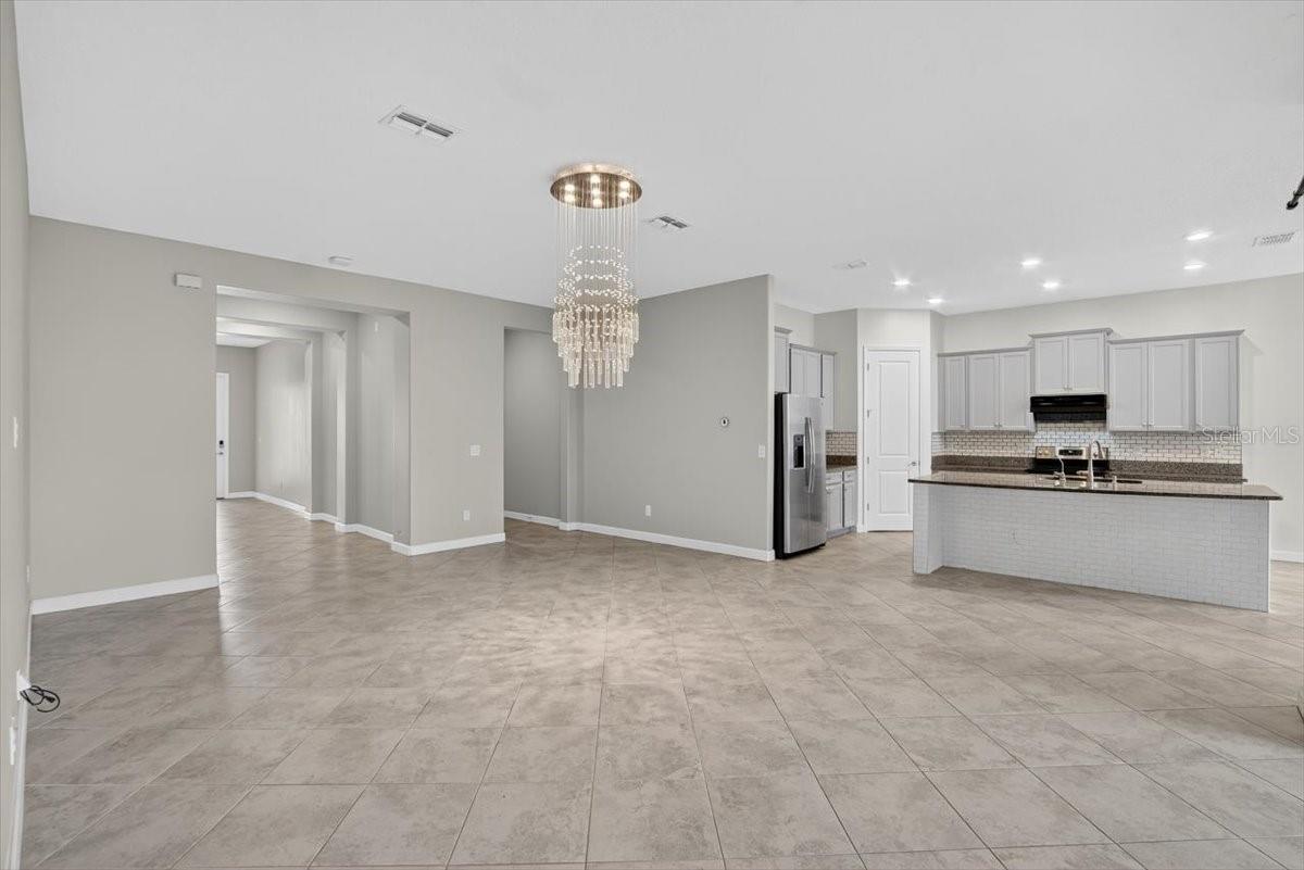 2781 hilliard dr weseley chapel FL 33543
