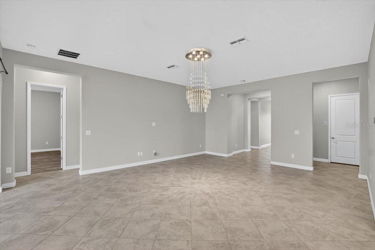 2781 hilliard dr weseley chapel FL 33543