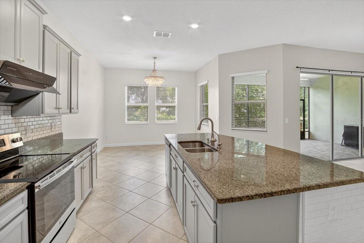 2781 hilliard dr weseley chapel FL 33543