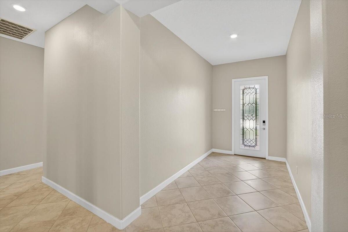 2781 hilliard dr weseley chapel FL 33543