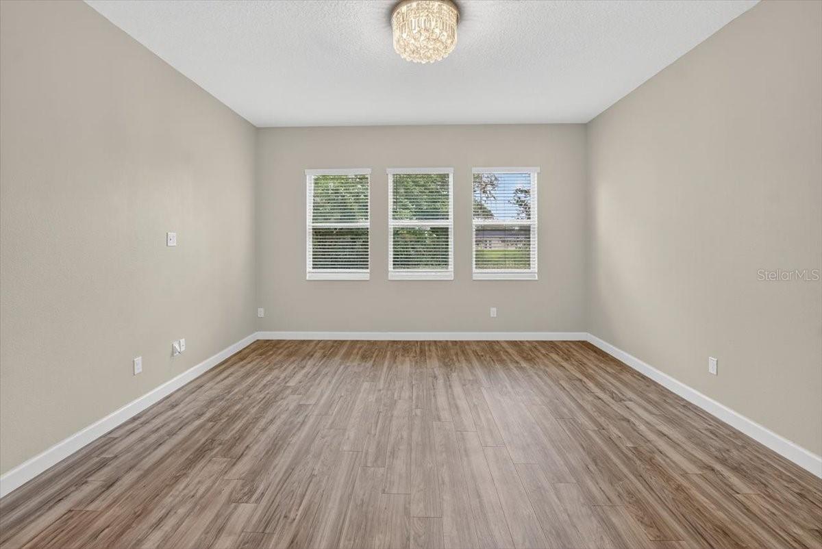 2781 hilliard dr weseley chapel FL 33543