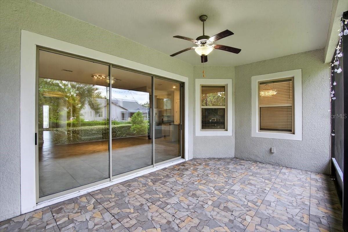 2781 hilliard dr weseley chapel FL 33543