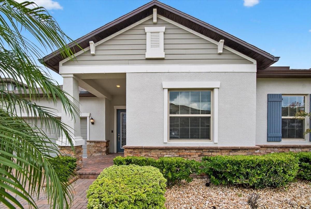 2781 hilliard dr weseley chapel FL 33543
