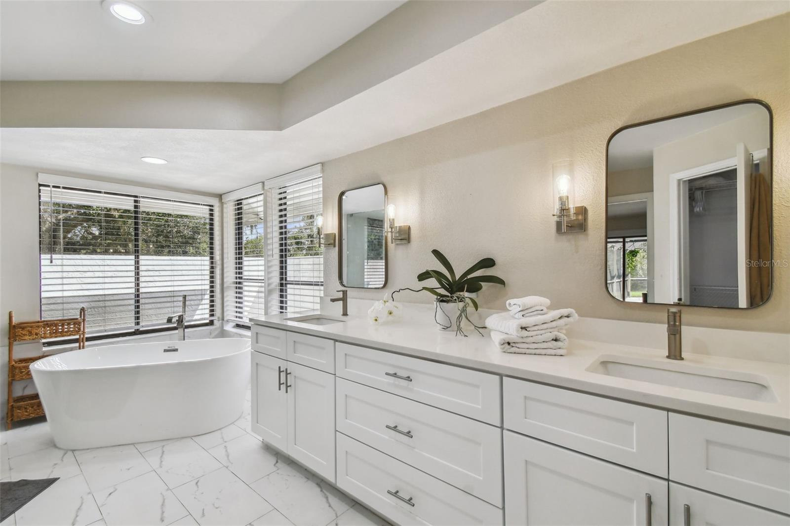 En Suite Bath