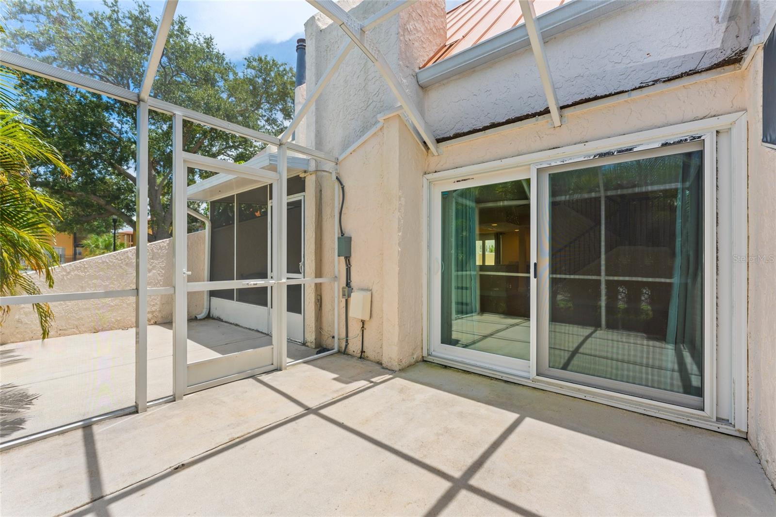 uncovered, screened lanai