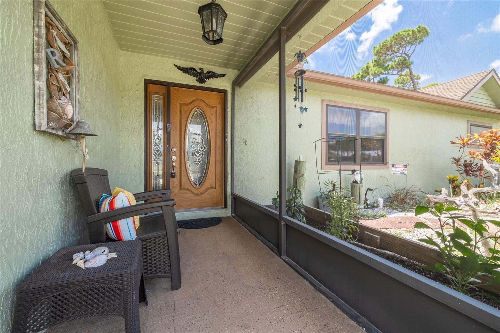 Screened front entrance