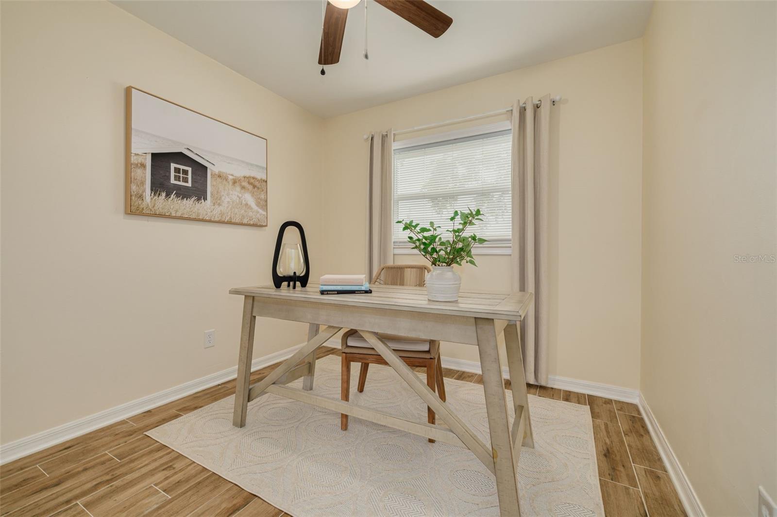 Bedroom 2 /Office/Den
