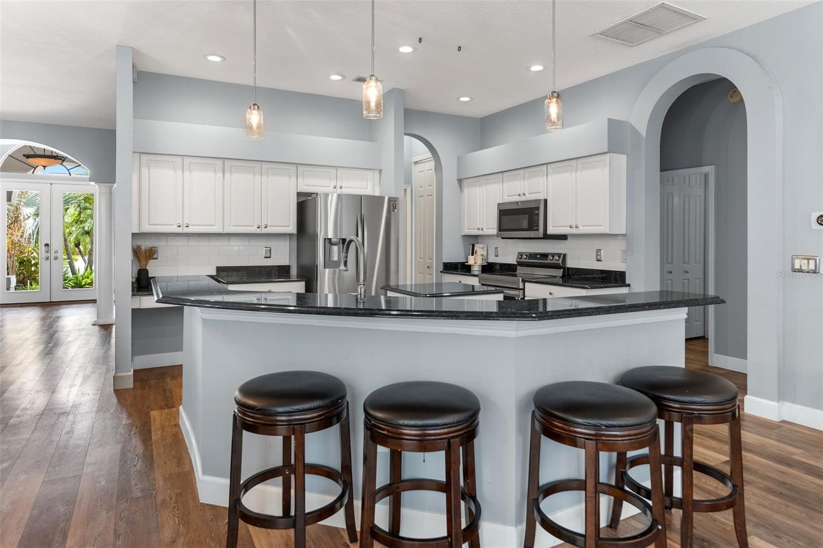Kitchen - Bar Stools Stay