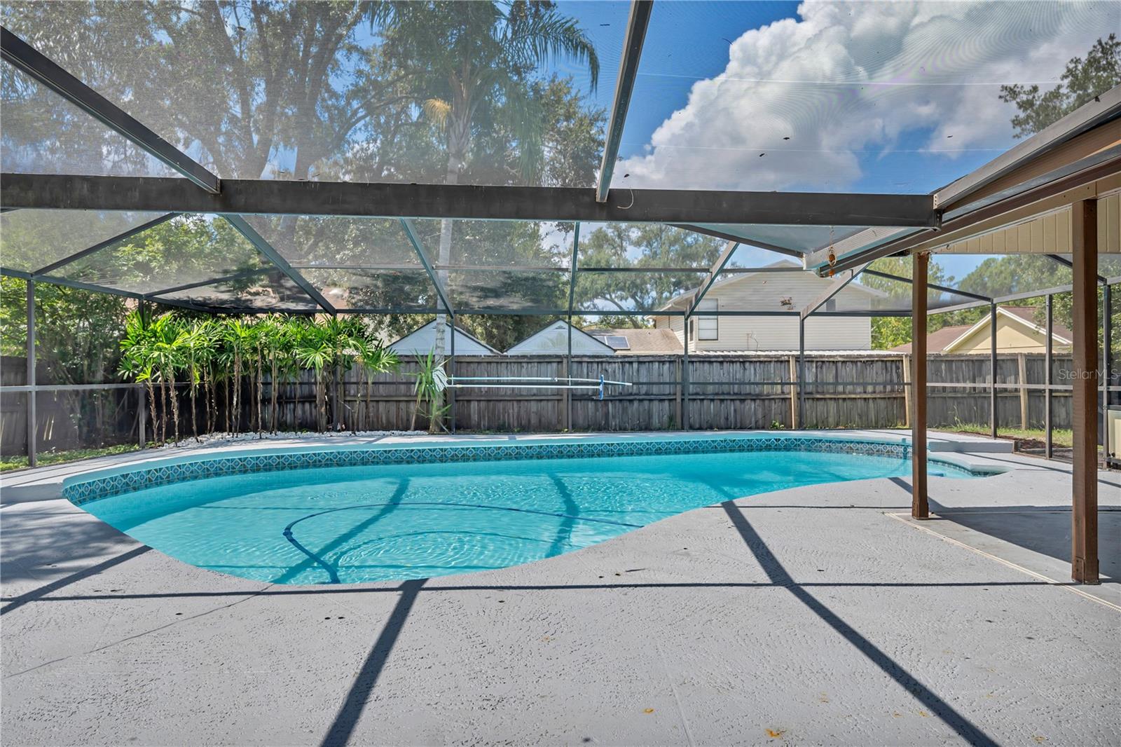More pool photos to follow...