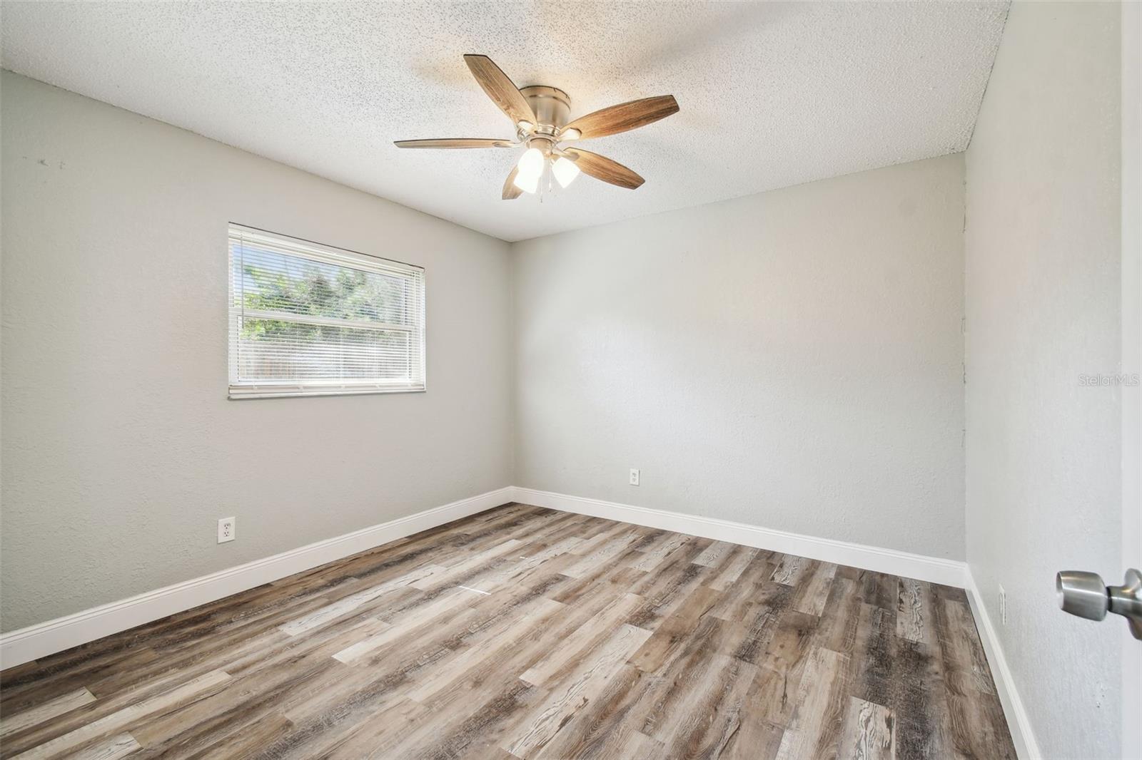 Guest bedroom